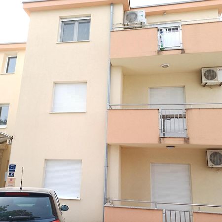 Apartman Dm Traù Esterno foto
