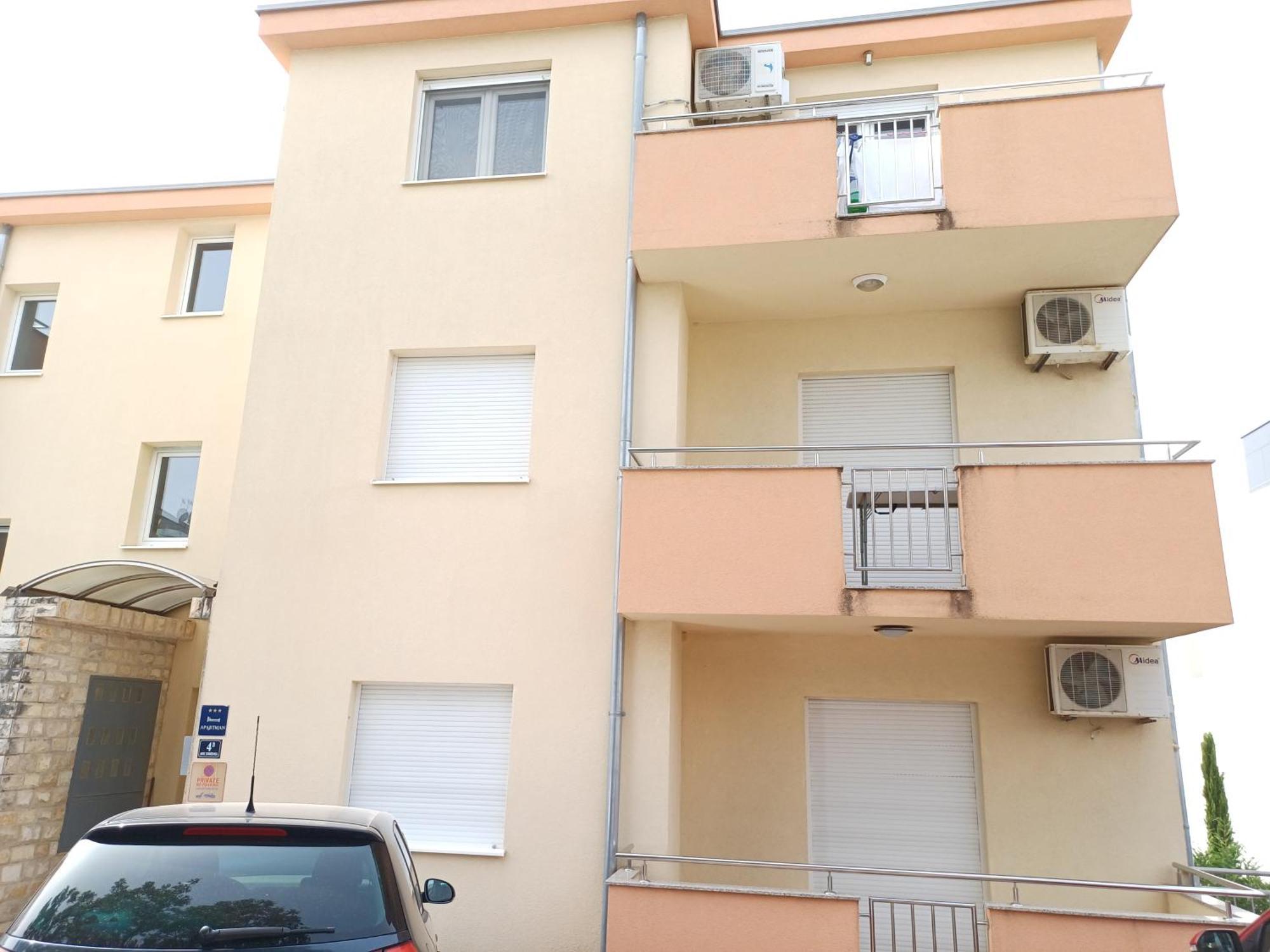 Apartman Dm Traù Esterno foto